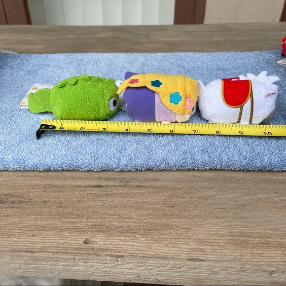 BNWT Disney Tsum Tsum Tangled Set - Picture 6 of 9